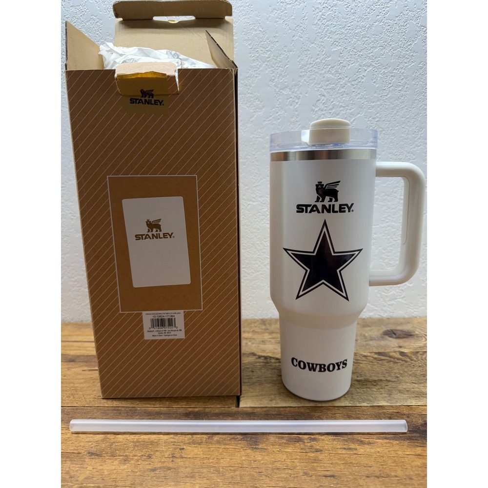 Stanley Quench H2.0 FlowState Tumbler 40oz Dallas Cowboys NFL White 10-10824-171 - Picture 1 of 4